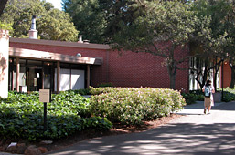Image of Alumni House